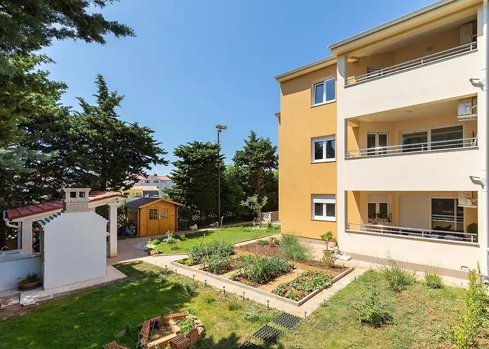 Apartment J&E